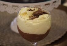 Mousse de Chocolate com Castanhas