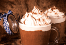 Chocolate Quente com Conhaque